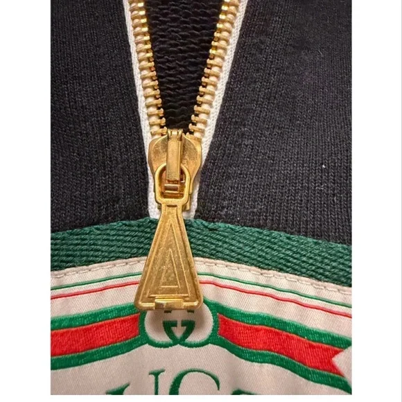 Gucci Black Hoodie with Green and Red Stripe - Picture 6 of 11